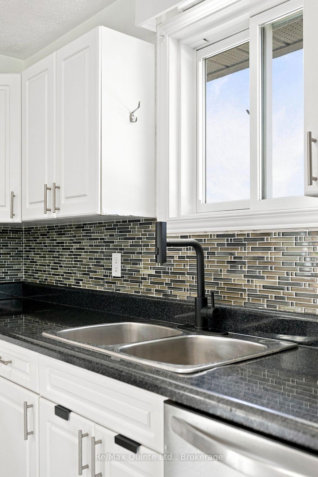 Photo 19 of 54 Bentinck Street, Quinte West, Trenton Ward — HOMEH