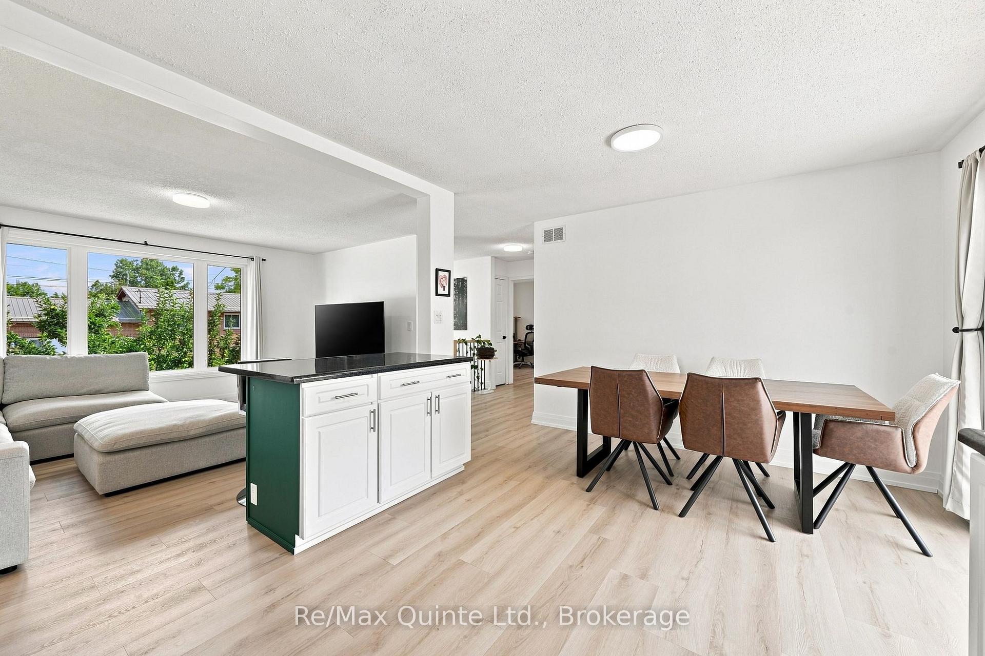 Photo 21 of 54 Bentinck Street, Quinte West, Trenton Ward — HOMEH