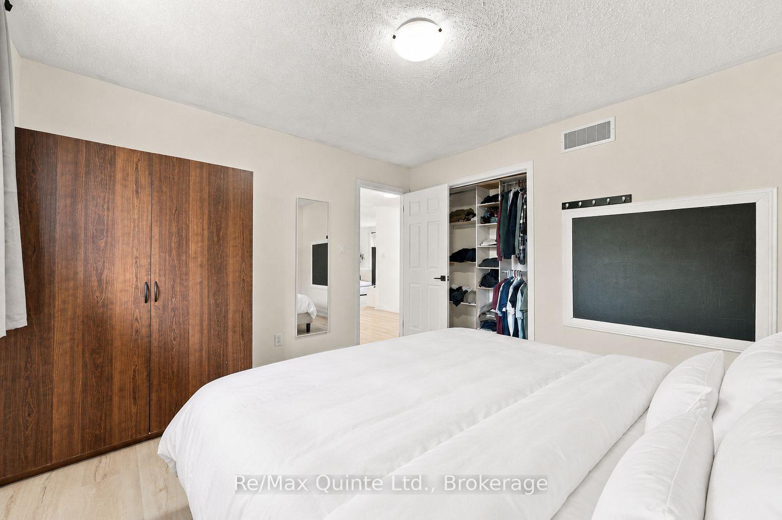 Photo 27 of 54 Bentinck Street, Quinte West, Trenton Ward — HOMEH