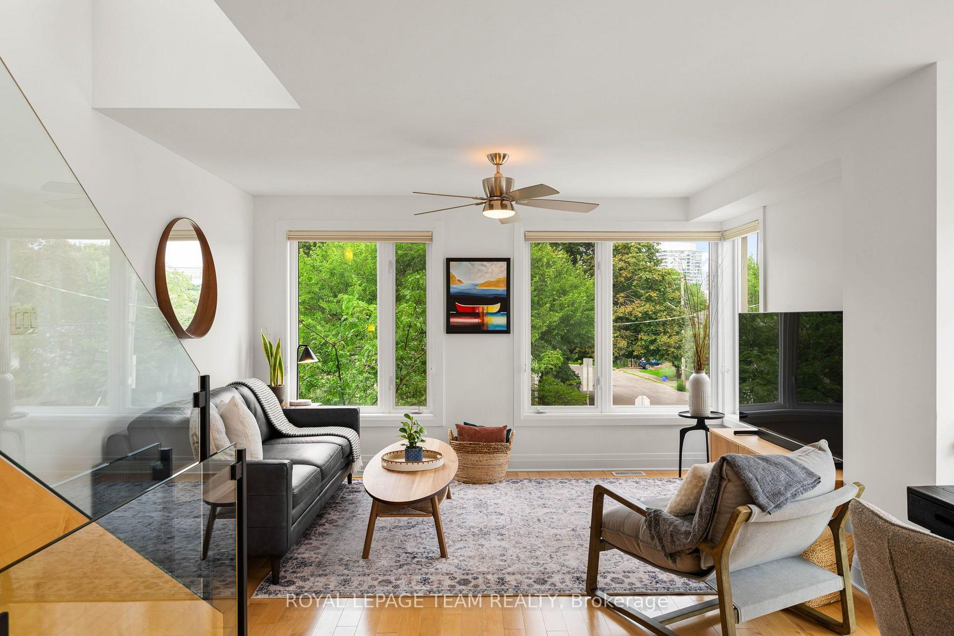 Photo 15 of 445 Edison Avenue, Ottawa, McKellar/Highland — HOMEH