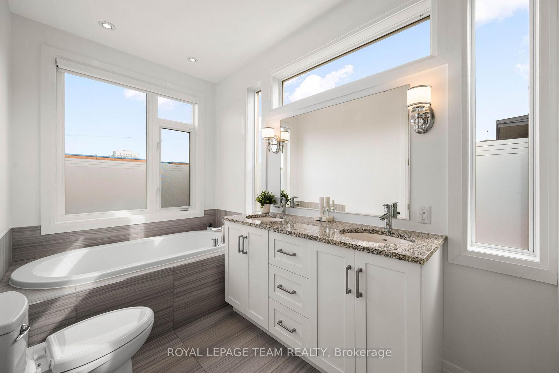 Photo 23 of 445 Edison Avenue, Ottawa, McKellar/Highland — HOMEH