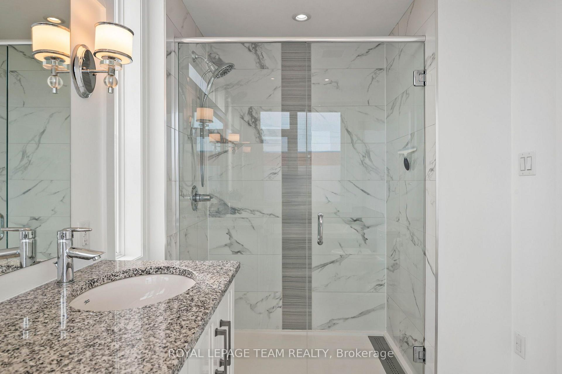 Photo 24 of 445 Edison Avenue, Ottawa, McKellar/Highland — HOMEH
