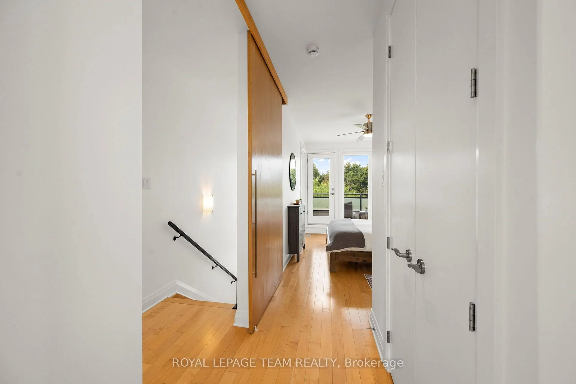 Photo 29 of 445 Edison Avenue, Ottawa, McKellar/Highland — HOMEH