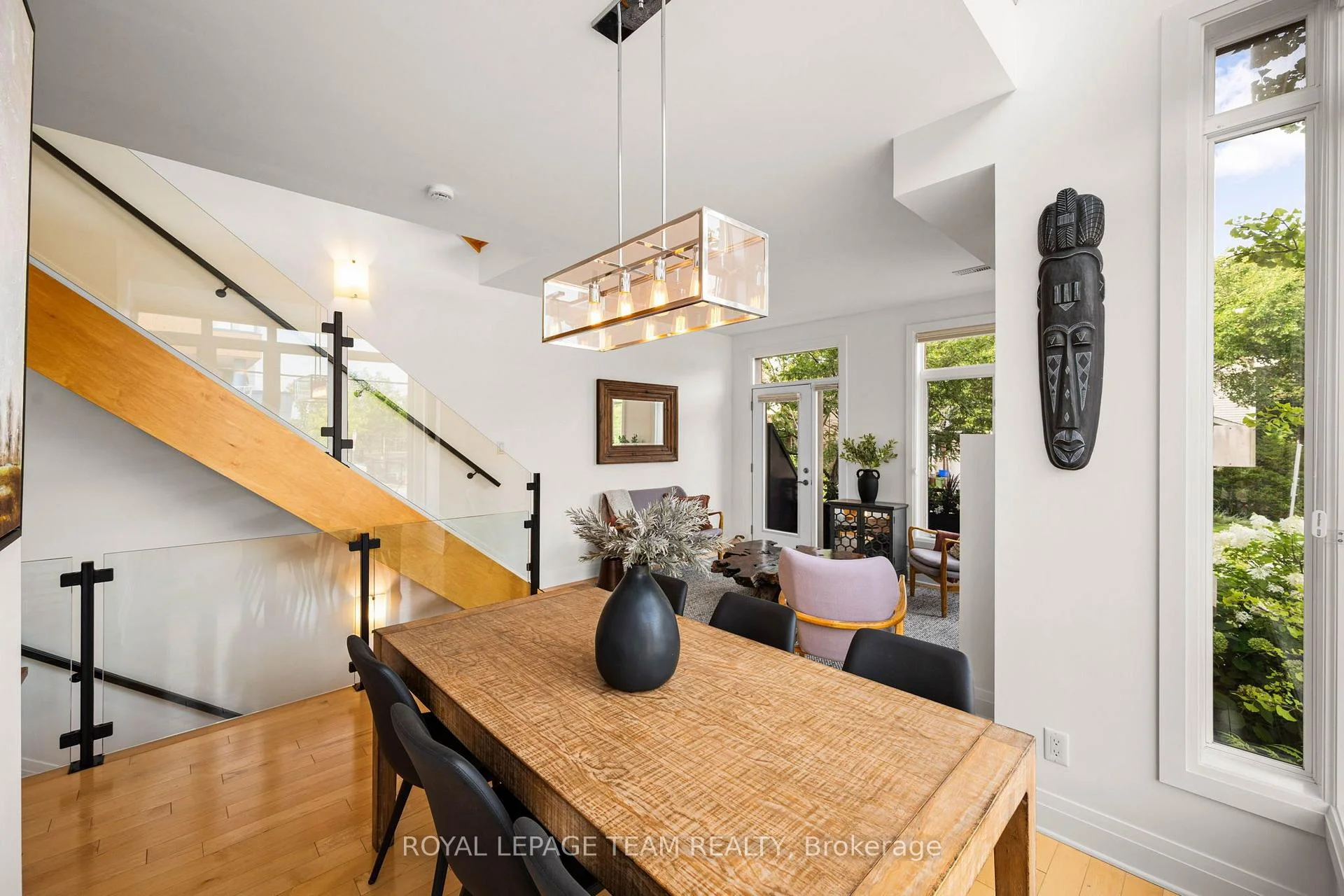 Photo 36 of 445 Edison Avenue, Ottawa, McKellar/Highland — HOMEH