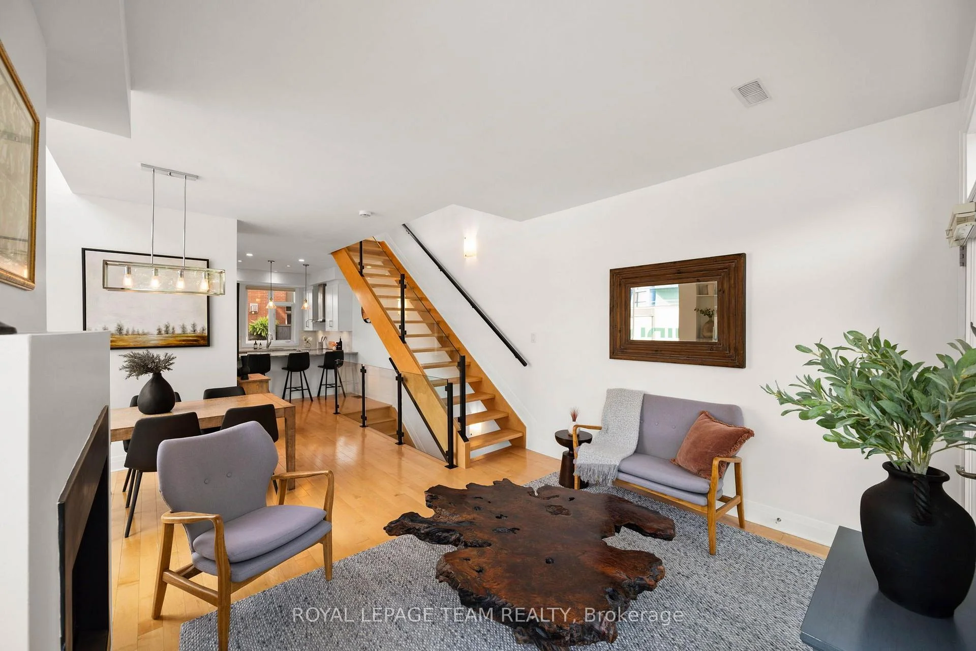 Photo 38 of 445 Edison Avenue, Ottawa, McKellar/Highland — HOMEH