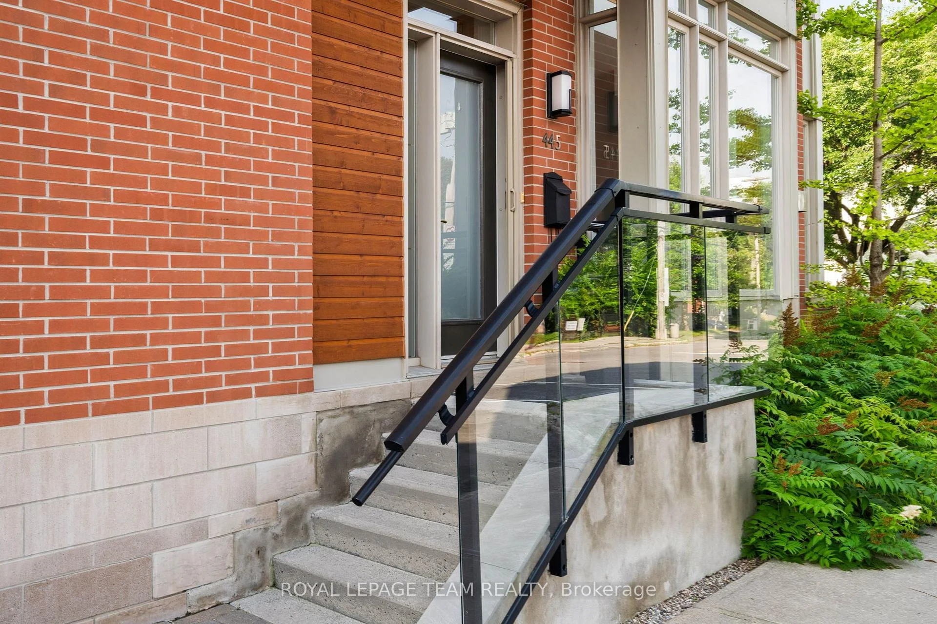 Photo 40 of 445 Edison Avenue, Ottawa, McKellar/Highland — HOMEH