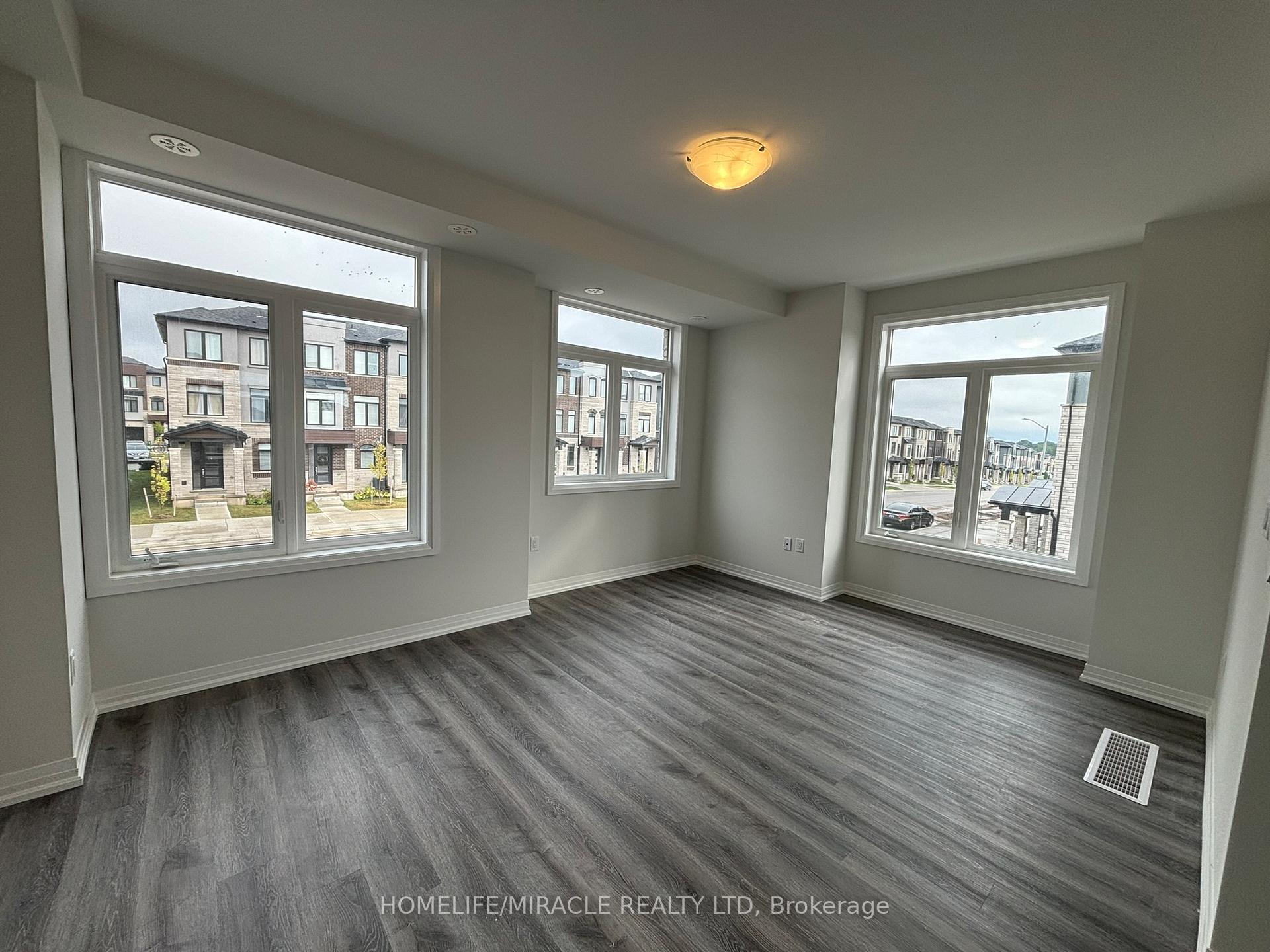 Photo 17 of Unit 7, 155 Equestrian Way, Cambridge, Preston Heights — HOMEH