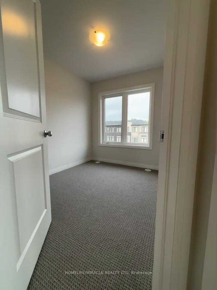 Photo 31 of Unit 7, 155 Equestrian Way, Cambridge, Preston Heights — HOMEH