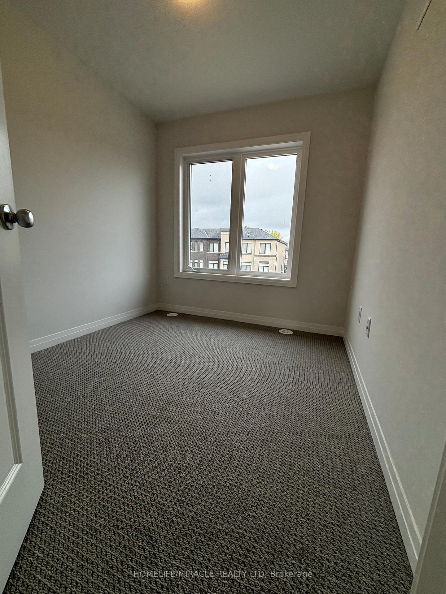 Photo 32 of Unit 7, 155 Equestrian Way, Cambridge, Preston Heights — HOMEH