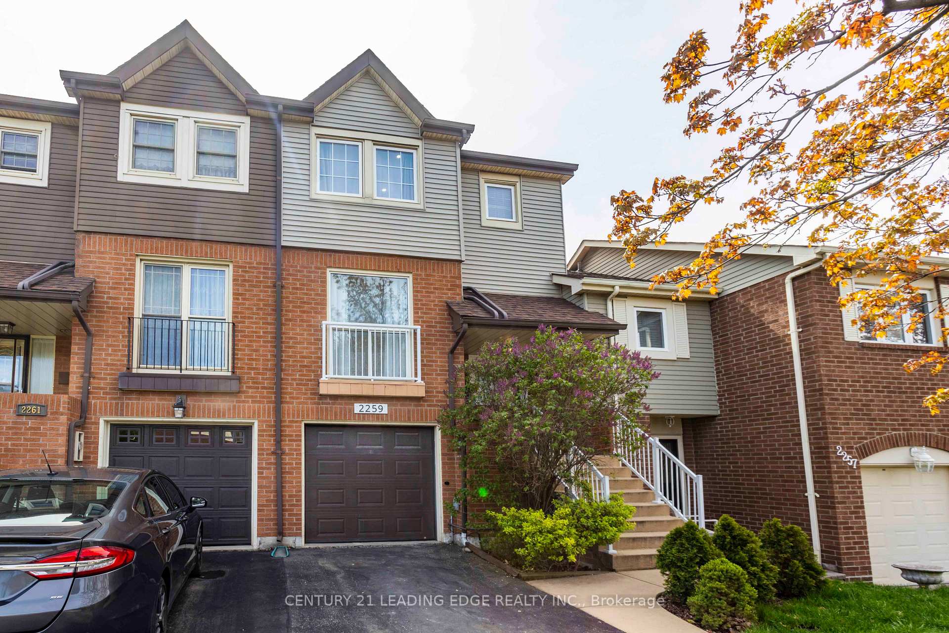 Photo 1 of 2259 Munn's Avenue, Oakville, River Oaks — HOMEH