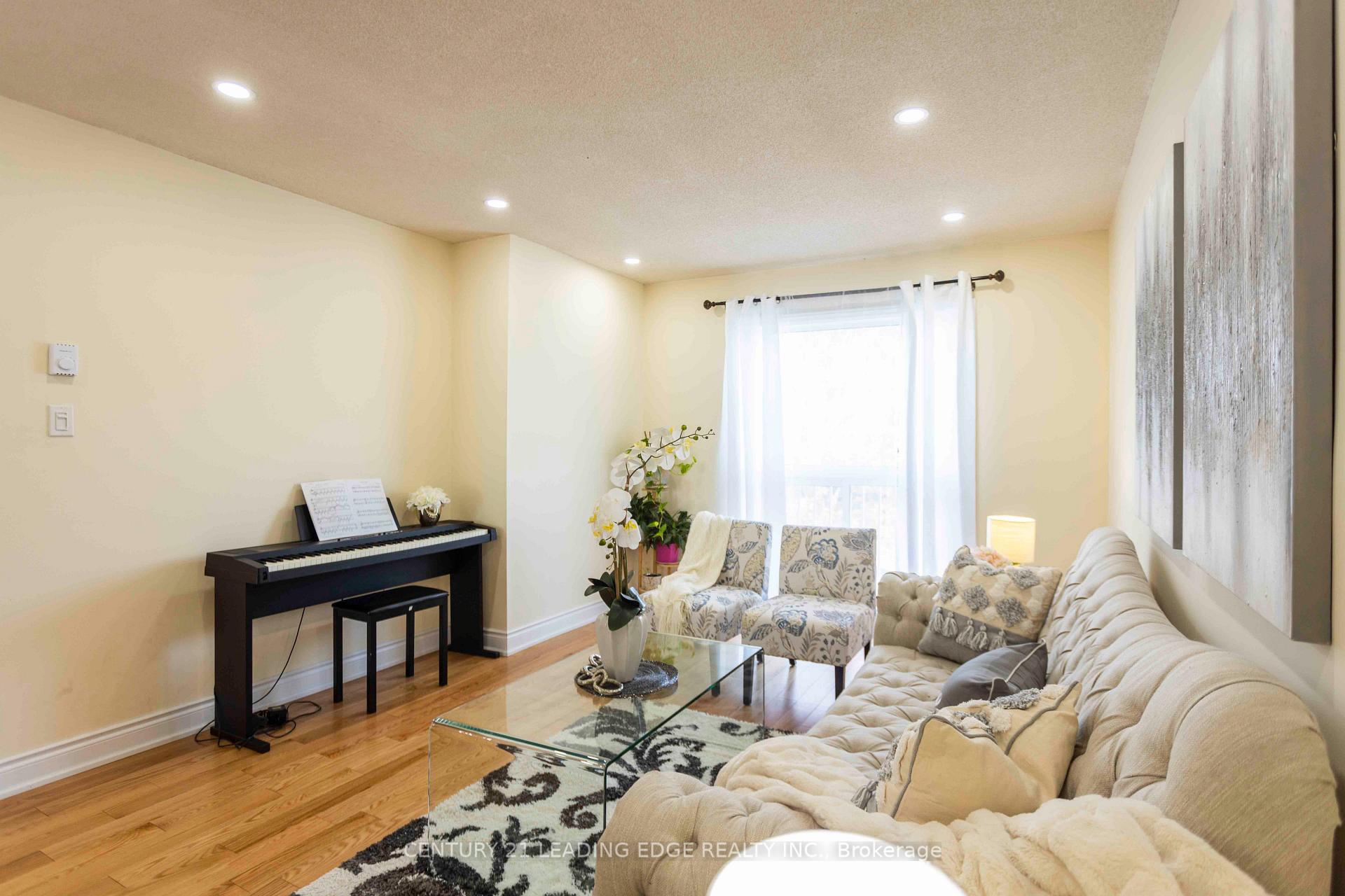 Photo 11 of 2259 Munn's Avenue, Oakville, River Oaks — HOMEH