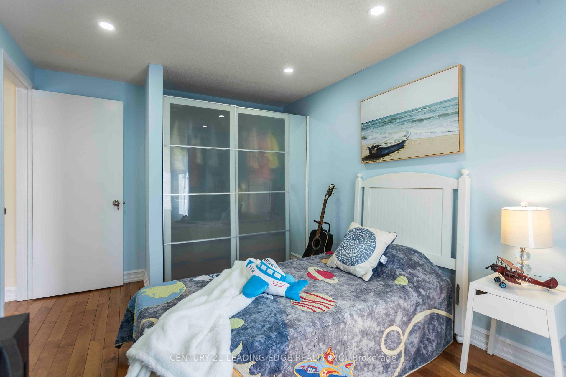 Photo 28 of 2259 Munn's Avenue, Oakville, River Oaks — HOMEH