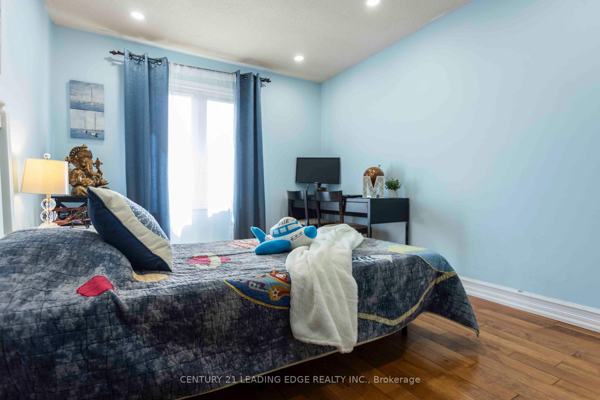 Photo 29 of 2259 Munn's Avenue, Oakville, River Oaks — HOMEH