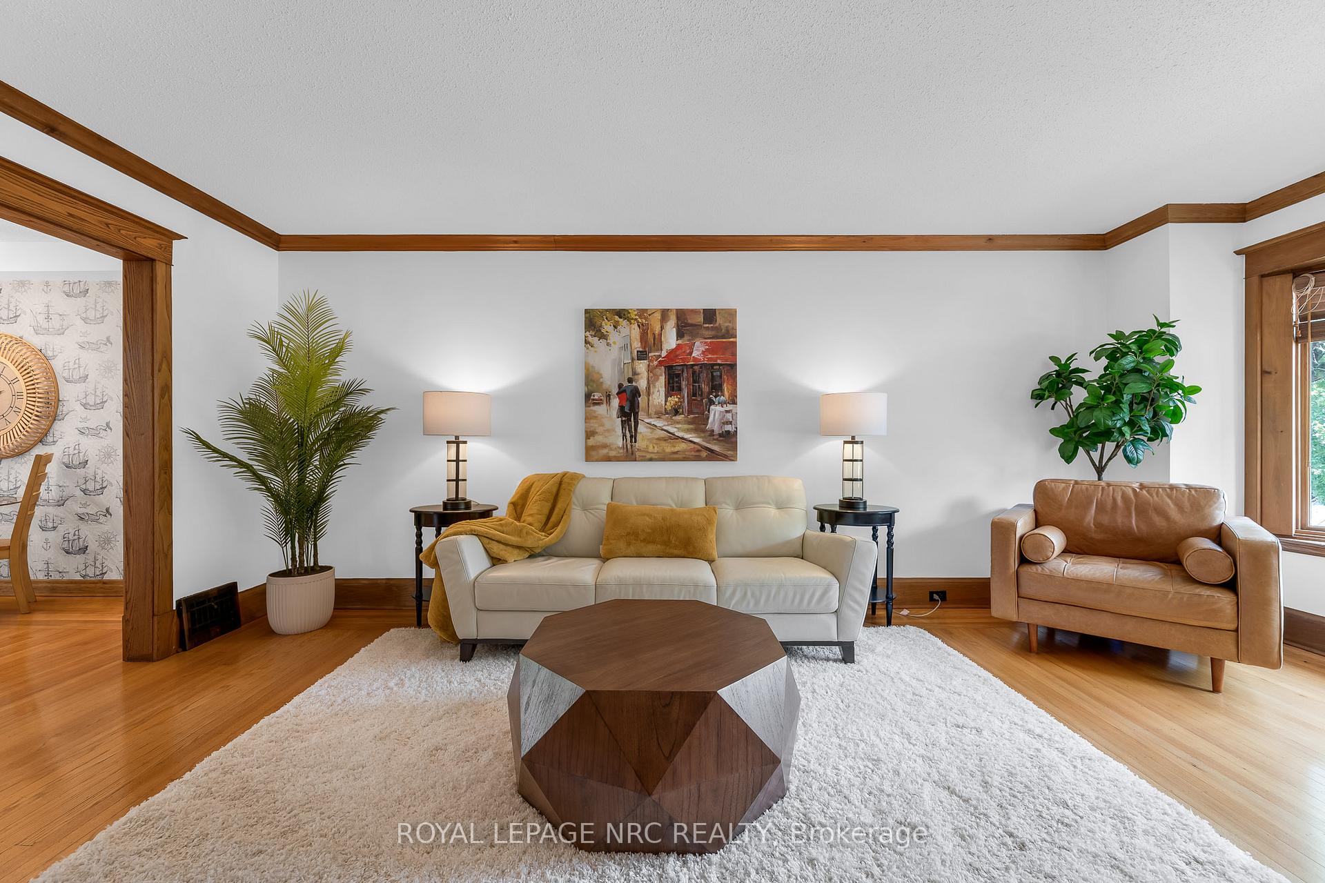 Photo 8 of 266 London Street S, Hamilton, Delta — HOMEH