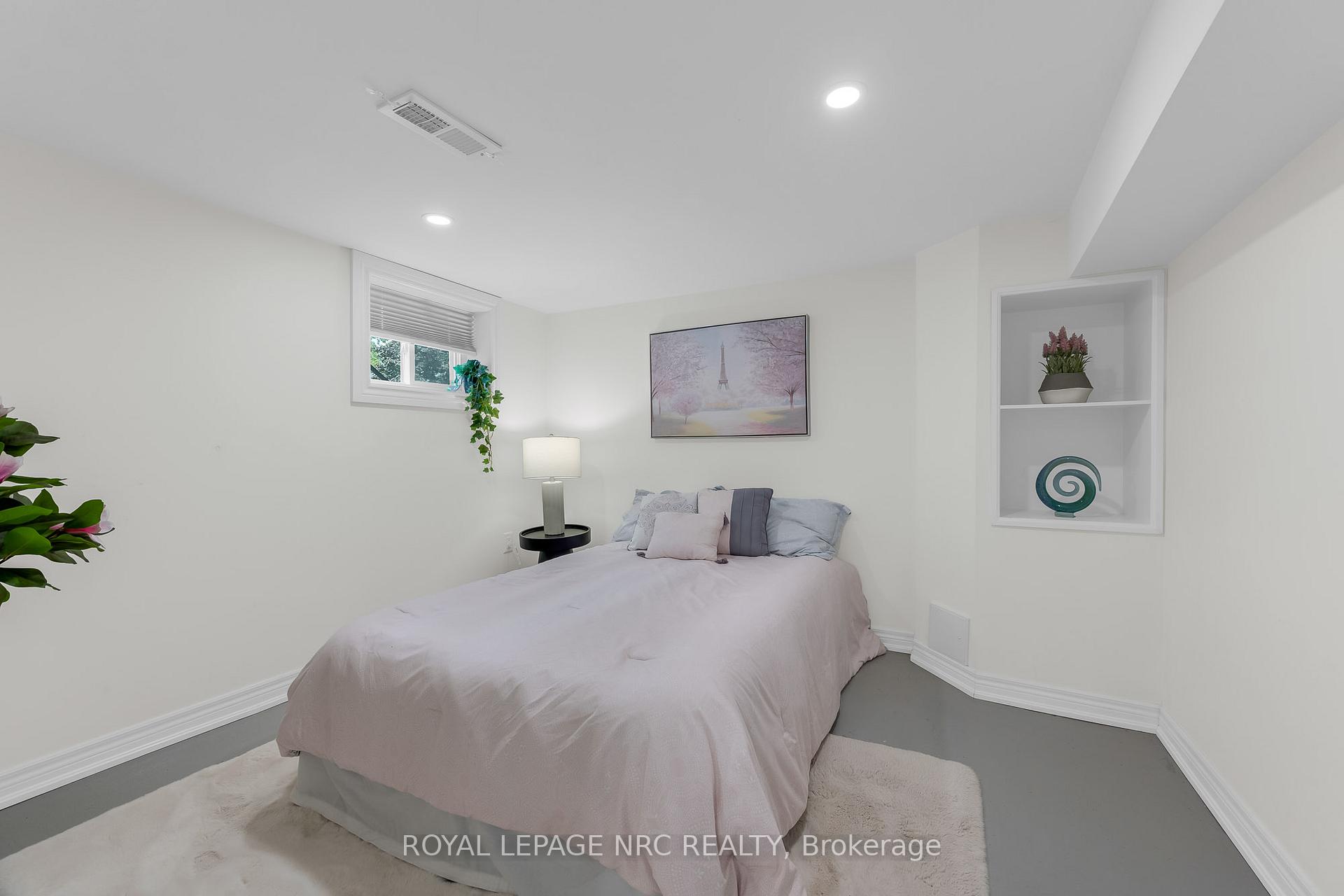 Photo 29 of 266 London Street S, Hamilton, Delta — HOMEH