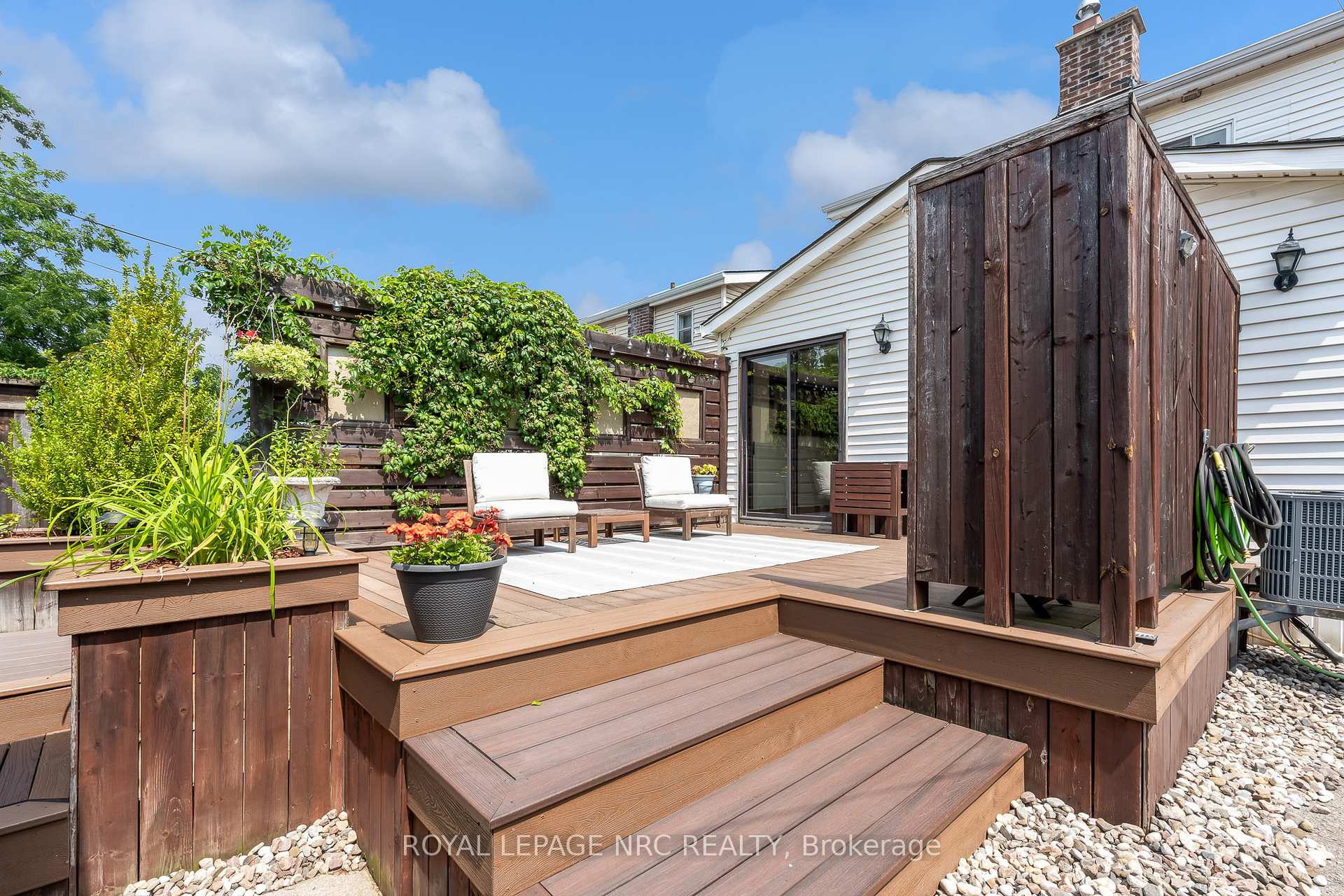 Photo 32 of 266 London Street S, Hamilton, Delta — HOMEH