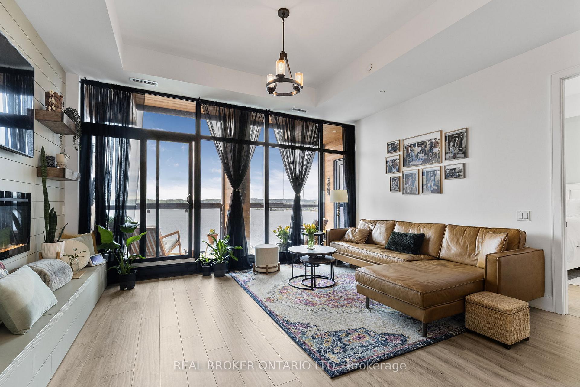 Photo 12 of Unit PH 3, 185 Dunlop Street E, Barrie, Lakeshore — HOMEH