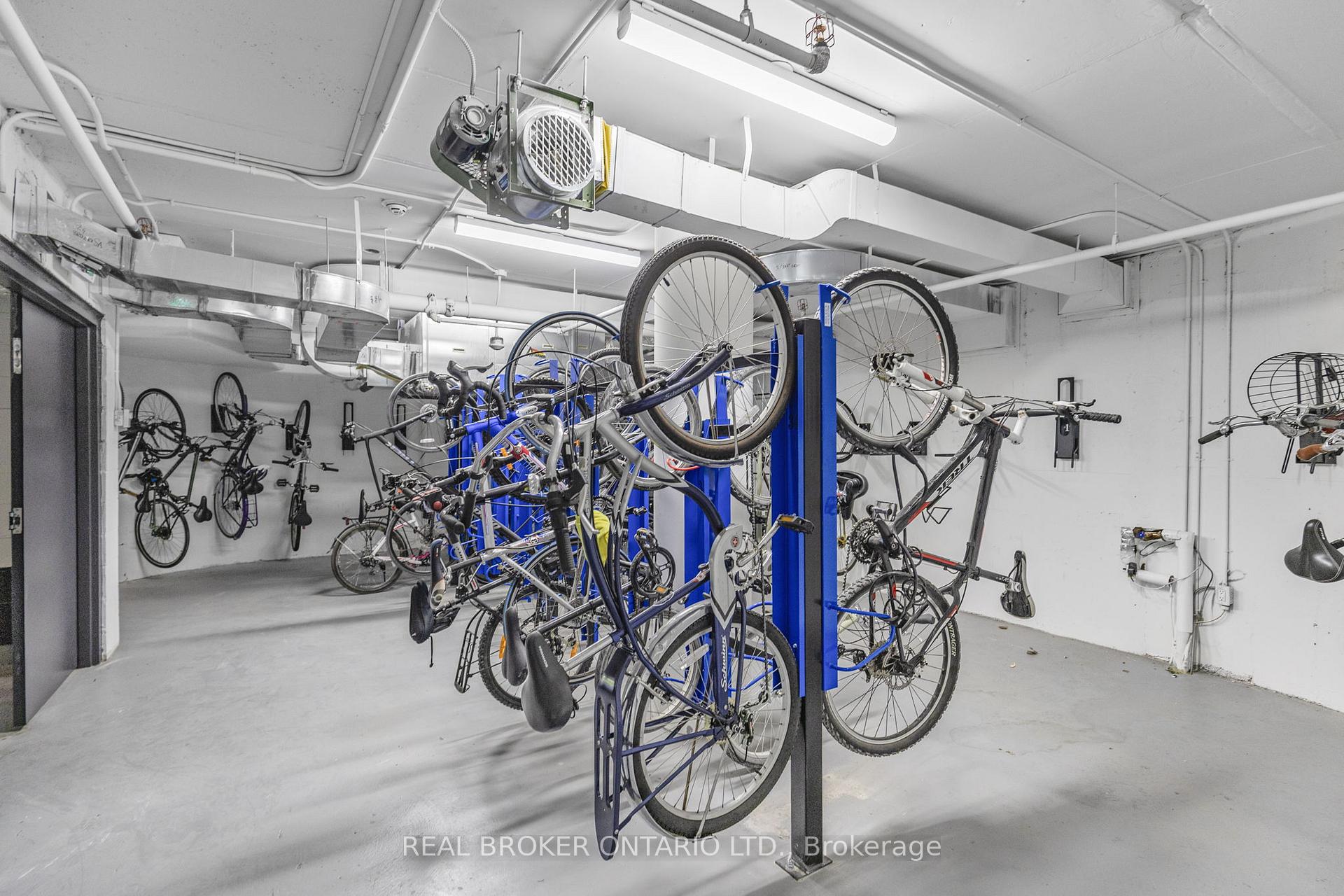 Photo 45 of Unit PH 3, 185 Dunlop Street E, Barrie, Lakeshore — HOMEH