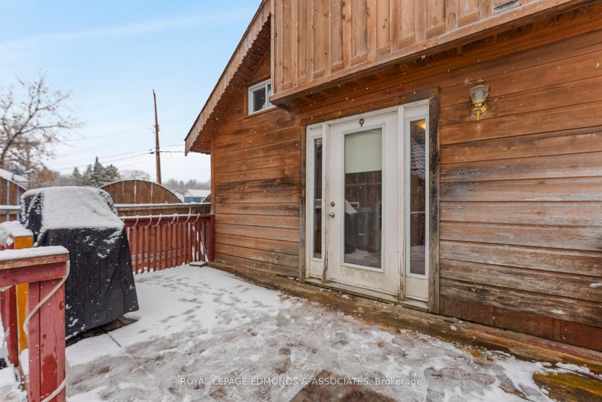 Photo 5 of 249 Wilfred Street, Pembroke, Pembroke — HOMEH