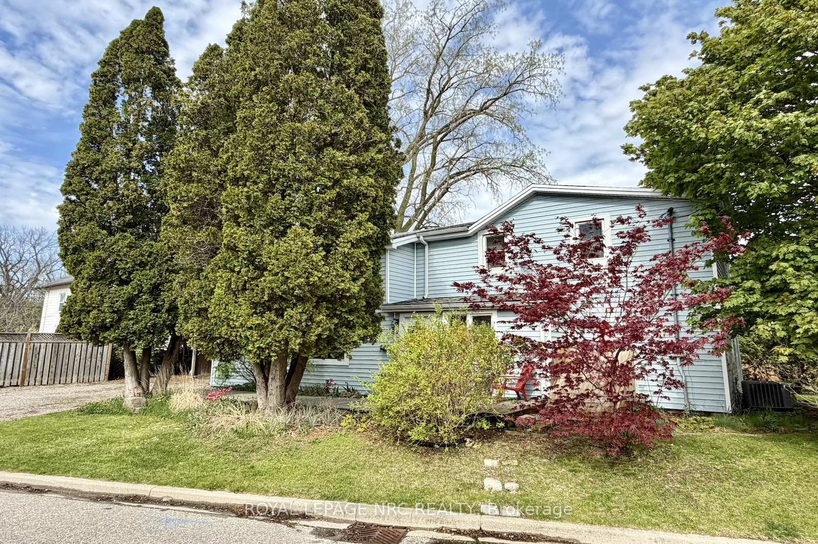 Photo 2 of 1 John Avenue, Brant, Paris — HOMEH