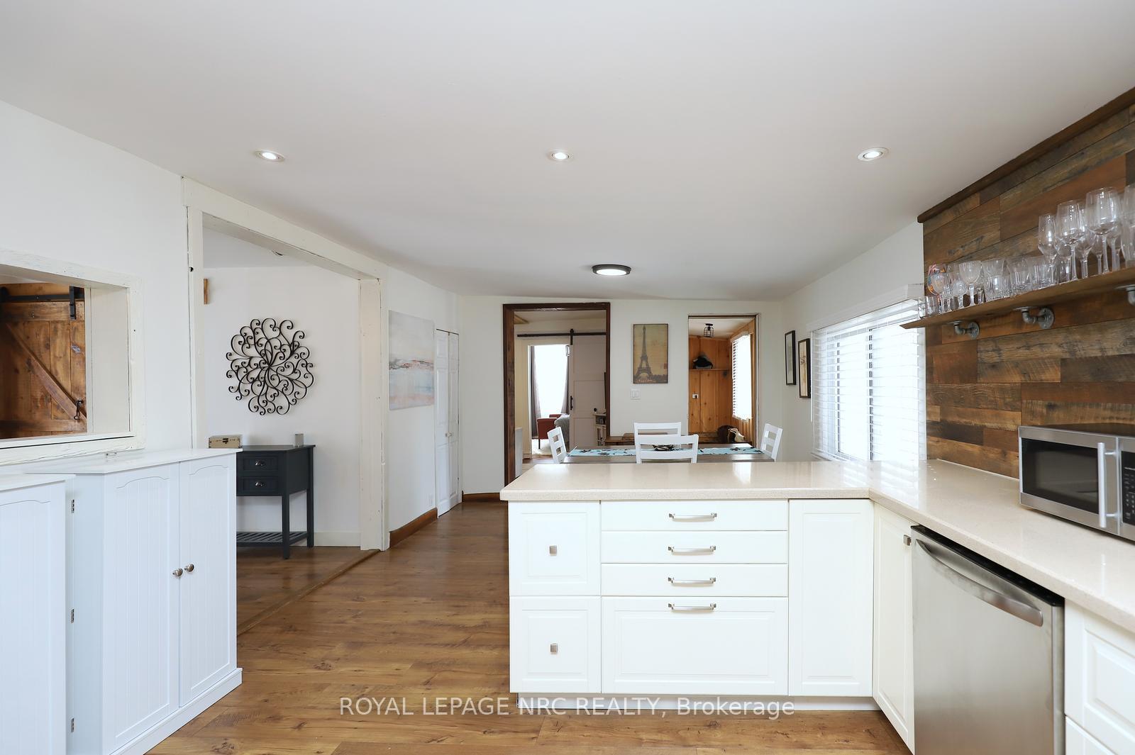 Photo 14 of 1 John Avenue, Brant, Paris — HOMEH
