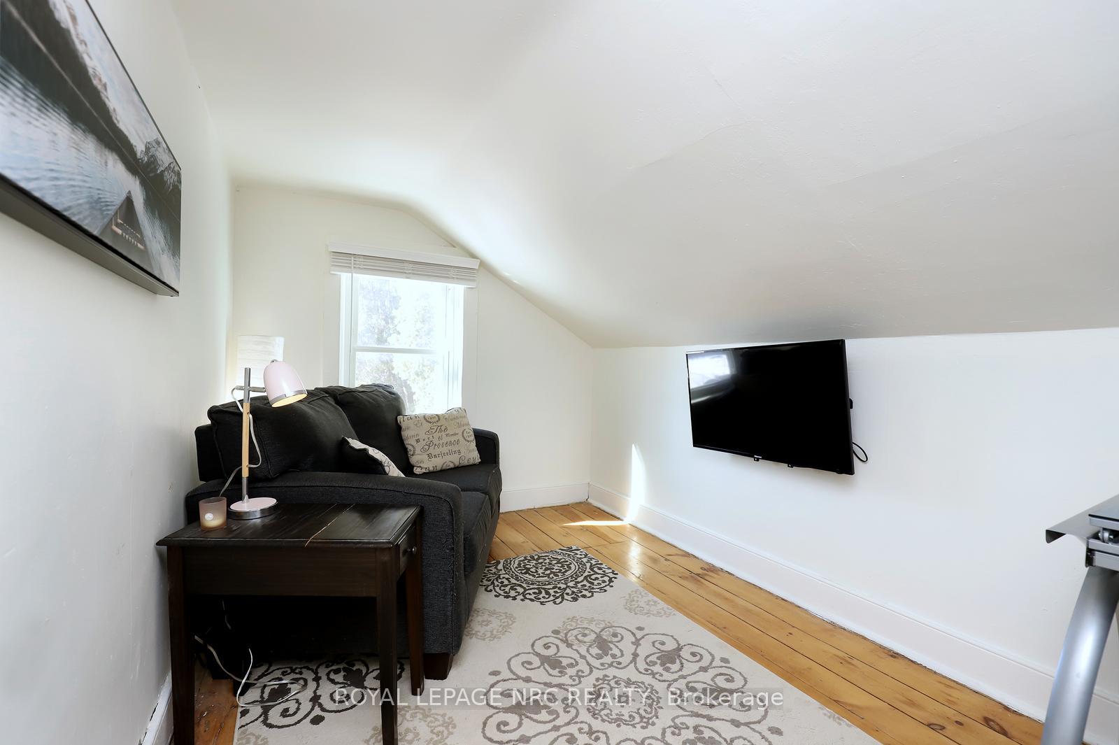 Photo 32 of 1 John Avenue, Brant, Paris — HOMEH