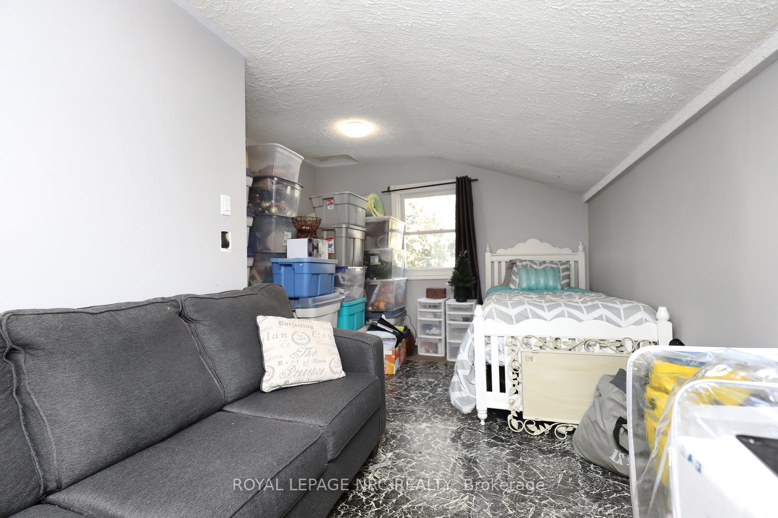 Photo 34 of 1 John Avenue, Brant, Paris — HOMEH