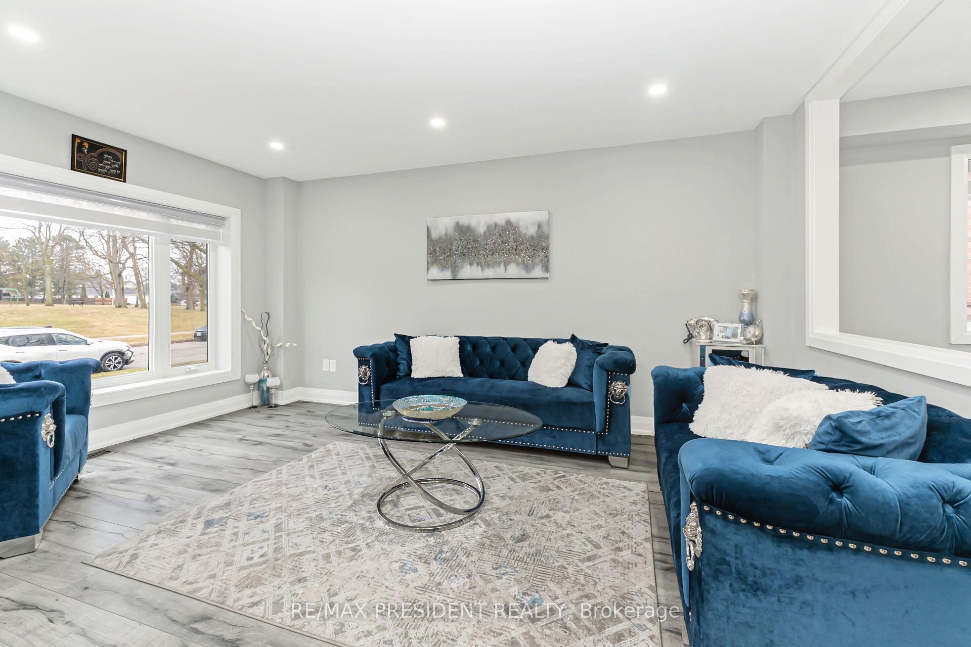 Photo 7 of 212 Wedgewood Drive, Cambridge, Southwood - Kinbridge — HOMEH