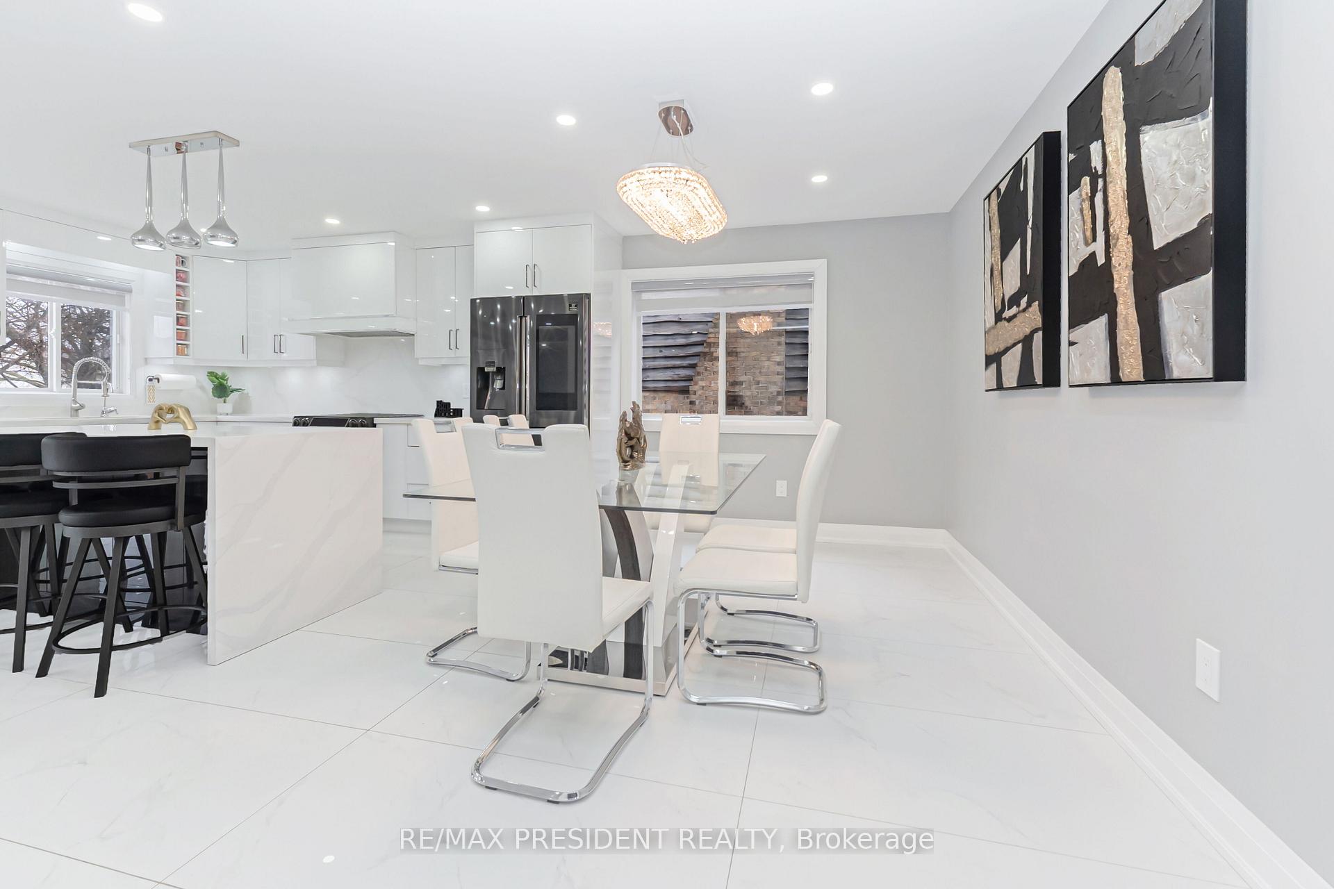 Photo 16 of 212 Wedgewood Drive, Cambridge, Southwood - Kinbridge — HOMEH