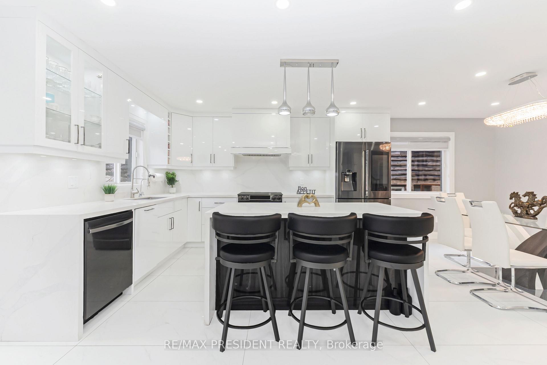 Photo 18 of 212 Wedgewood Drive, Cambridge, Southwood - Kinbridge — HOMEH
