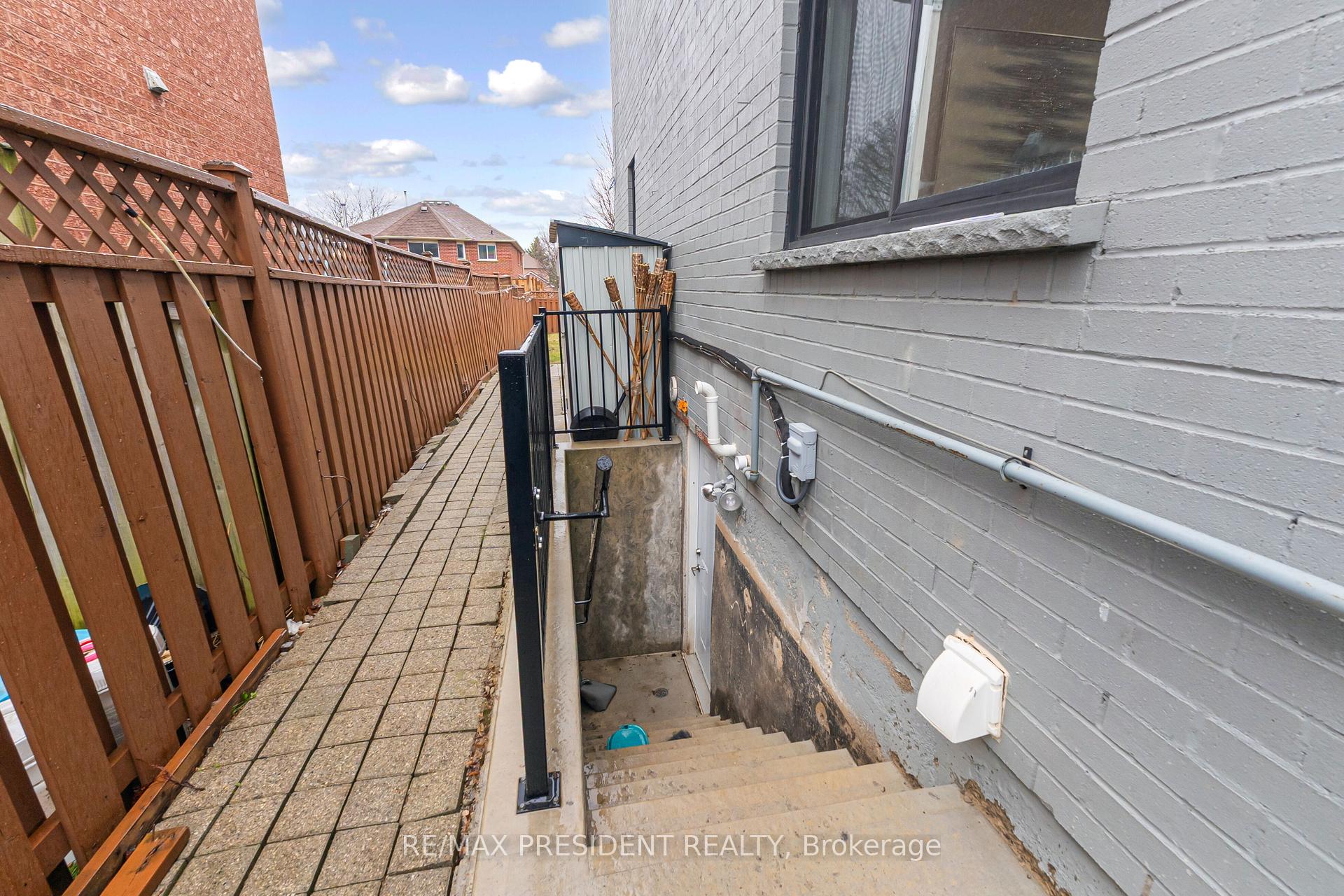 Photo 40 of 212 Wedgewood Drive, Cambridge, Southwood - Kinbridge — HOMEH