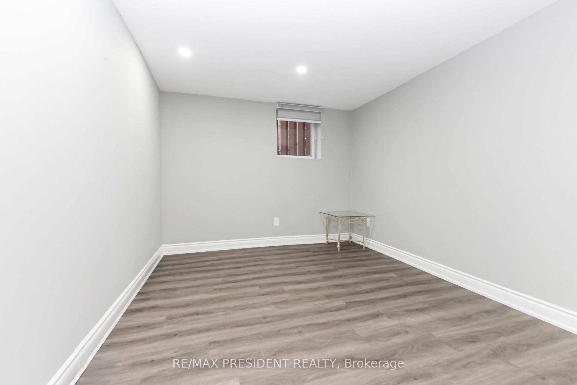 Photo 45 of 212 Wedgewood Drive, Cambridge, Southwood - Kinbridge — HOMEH