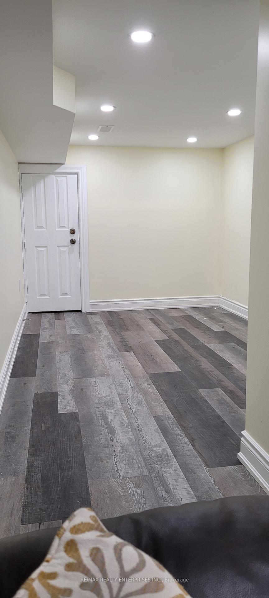 Photo 4 of 65A Chambers Avenue, Toronto, Weston-Pellam Park — HOMEH