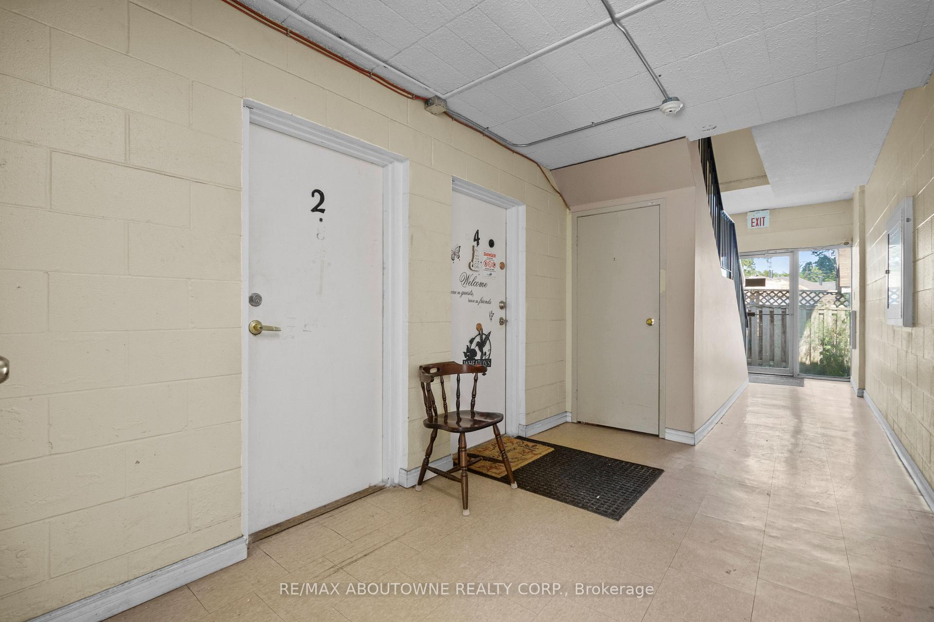 Photo 2 of 73 Taylor Avenue, Chatham-Kent — HOMEH