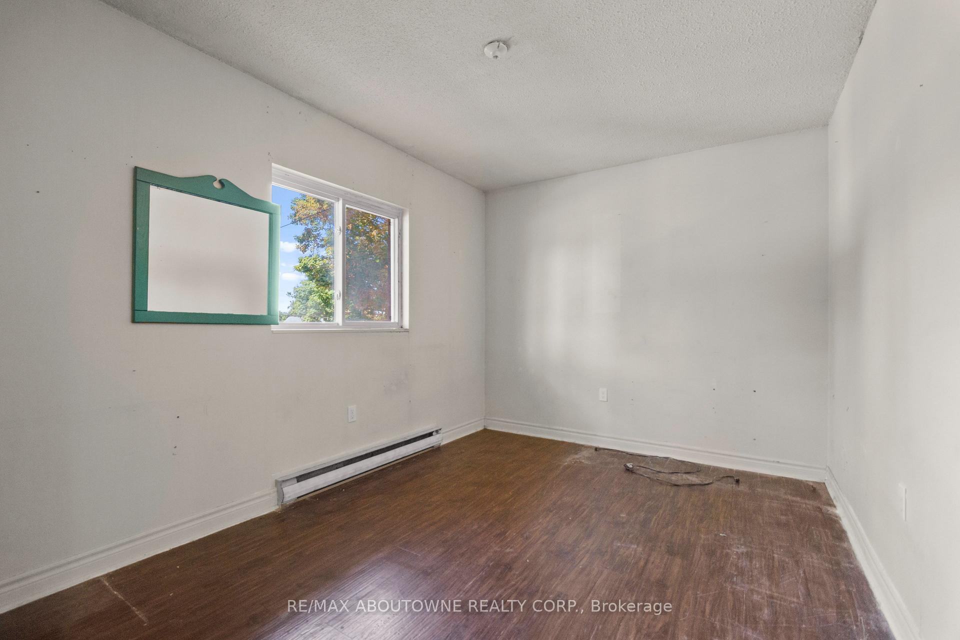 Photo 34 of 73 Taylor Avenue, Chatham-Kent — HOMEH