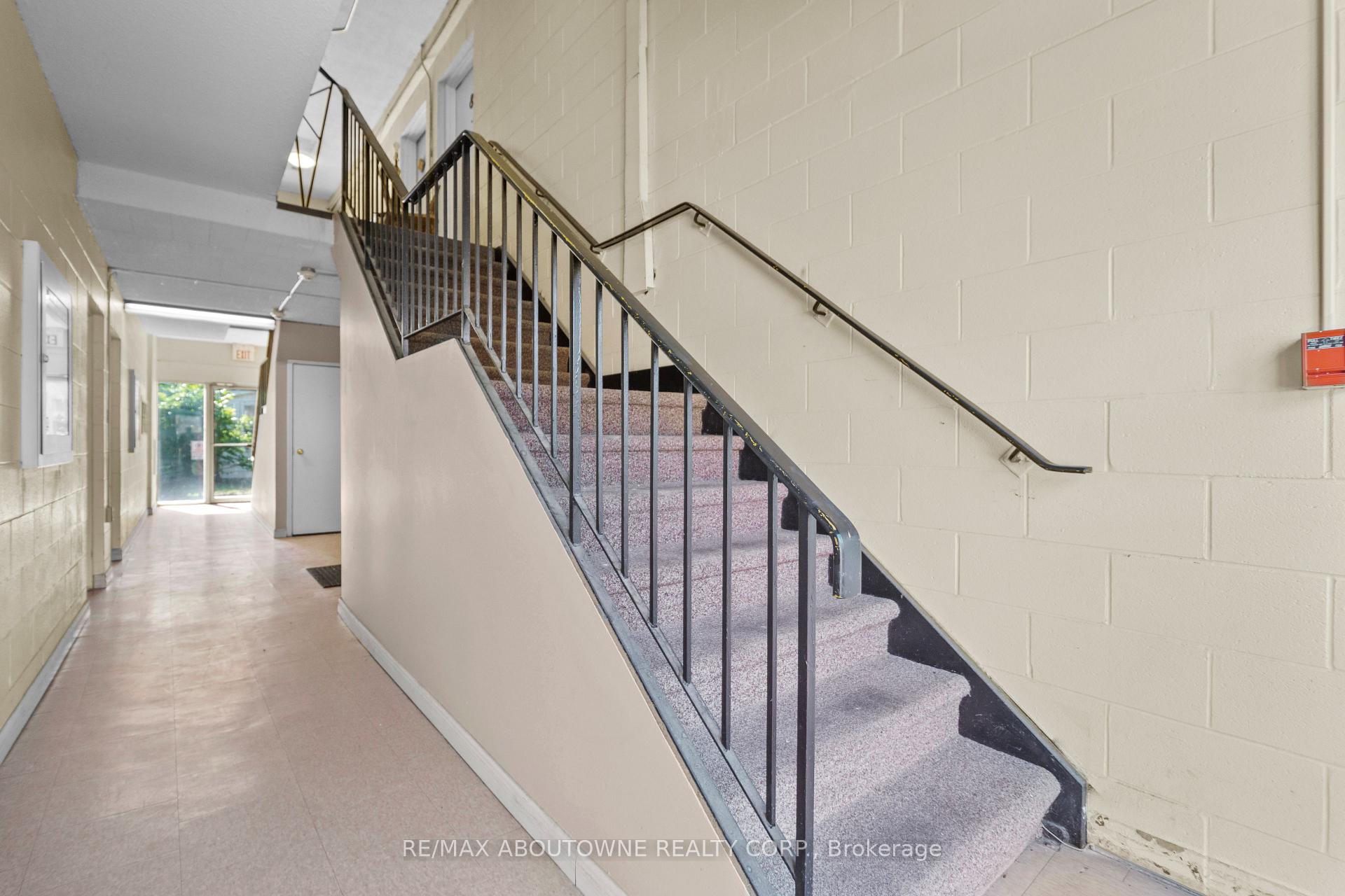 Photo 41 of 73 Taylor Avenue, Chatham-Kent — HOMEH