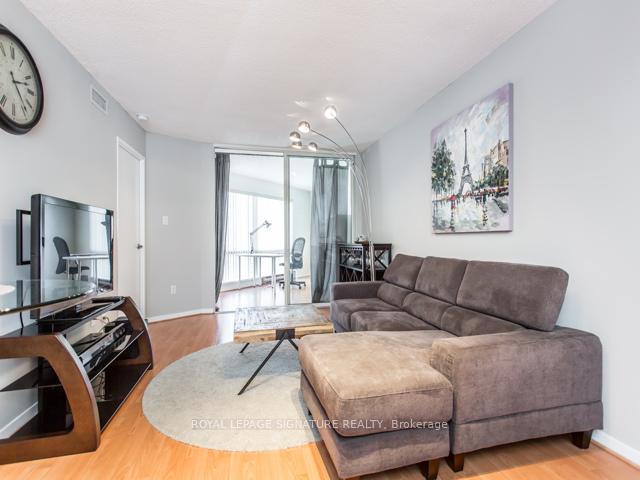 Photo 7 of Unit 1007, 1001 Bay Street, Toronto, Bay Street Corridor — HOMEH