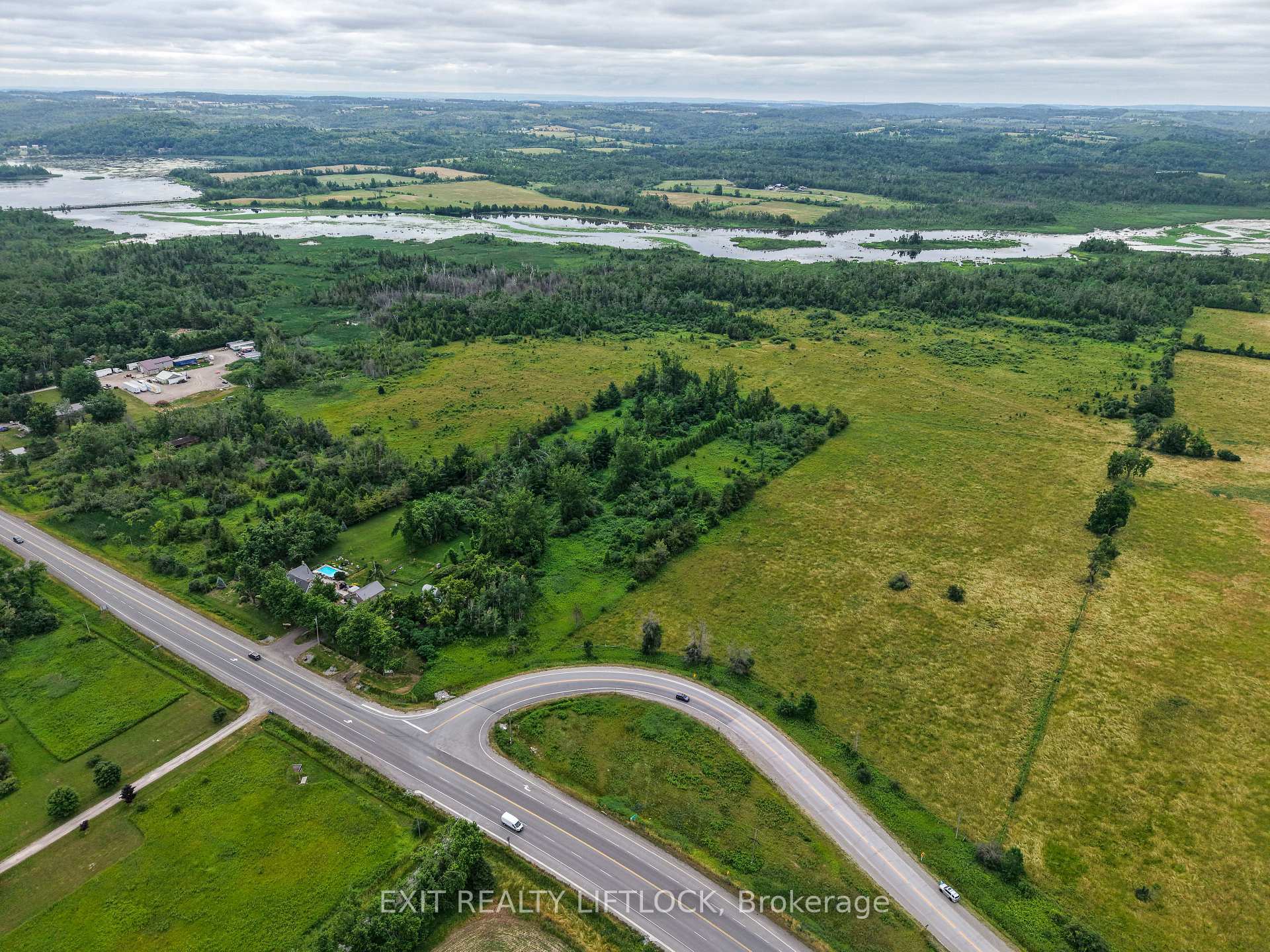 Front of 3756 Hwy 7