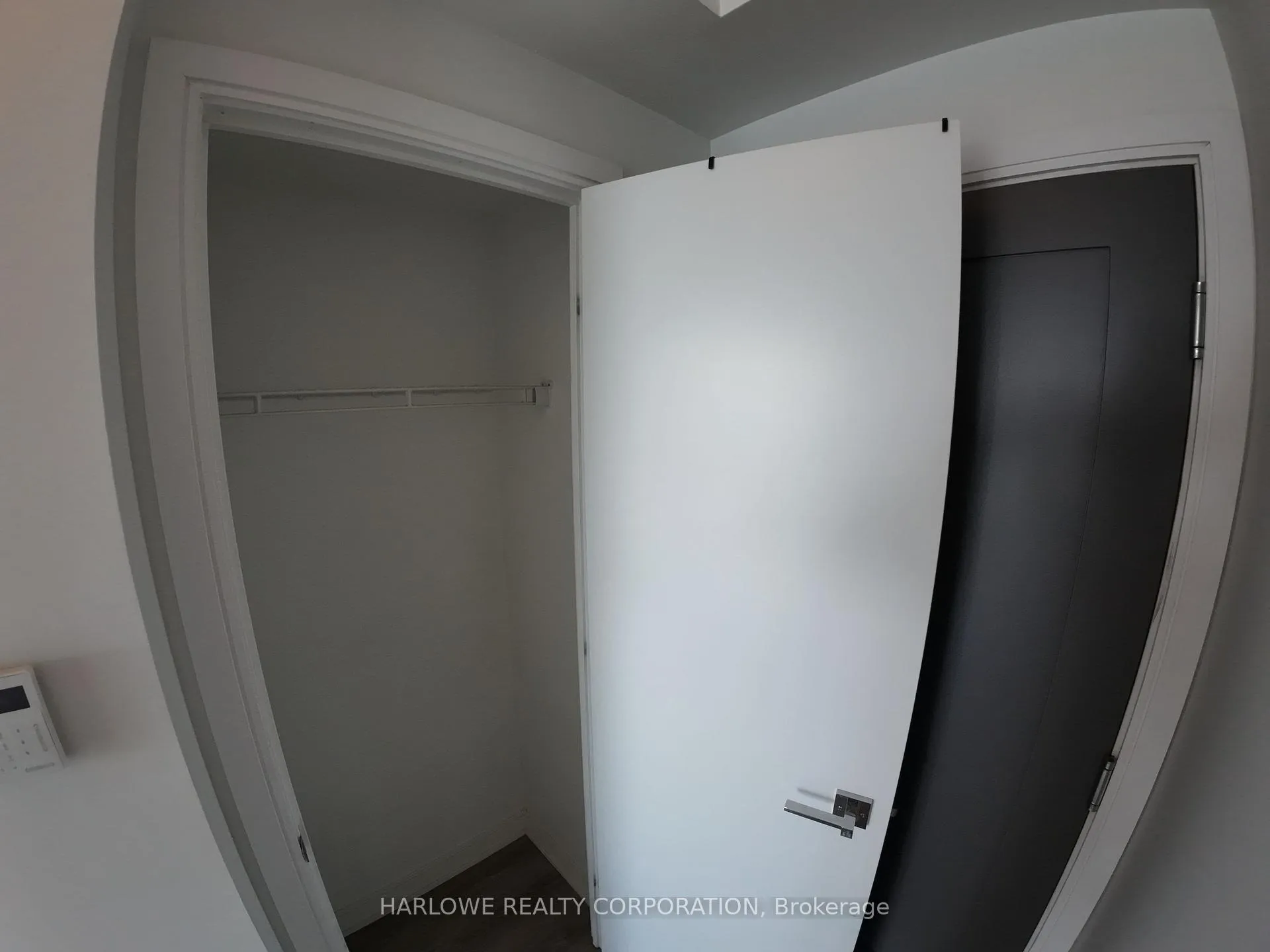 Photo 4 of Unit 4005, 42 Charles Street E, Toronto, Church-Yonge Corridor — HOMEH