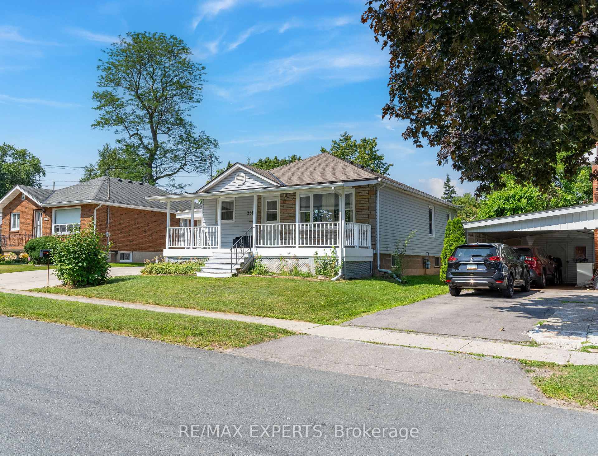 Photo 4 of 5583 Hillside Avenue, Niagara Falls, Hospital — HOMEH