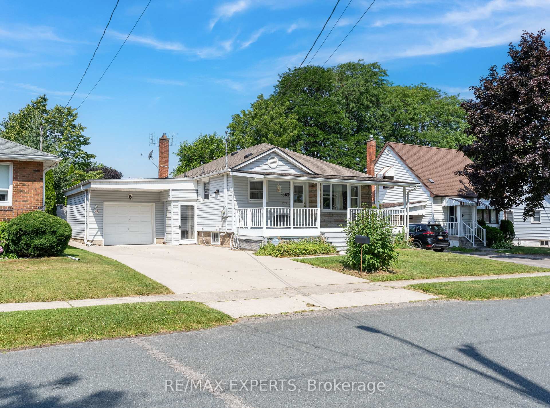 Photo 5 of 5583 Hillside Avenue, Niagara Falls, Hospital — HOMEH