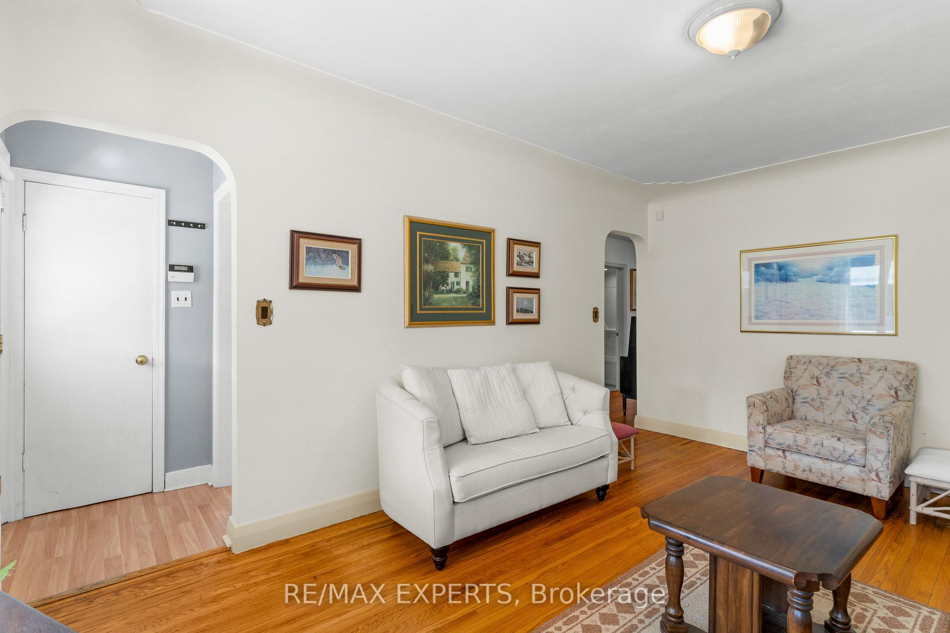 Photo 15 of 5583 Hillside Avenue, Niagara Falls, Hospital — HOMEH
