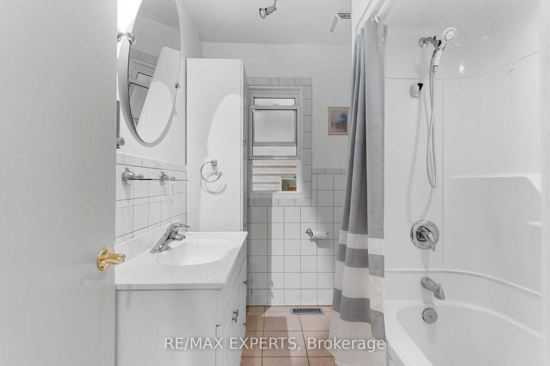 Photo 18 of 5583 Hillside Avenue, Niagara Falls, Hospital — HOMEH