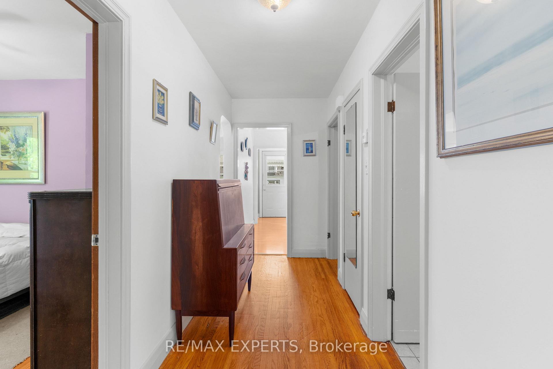 Photo 25 of 5583 Hillside Avenue, Niagara Falls, Hospital — HOMEH