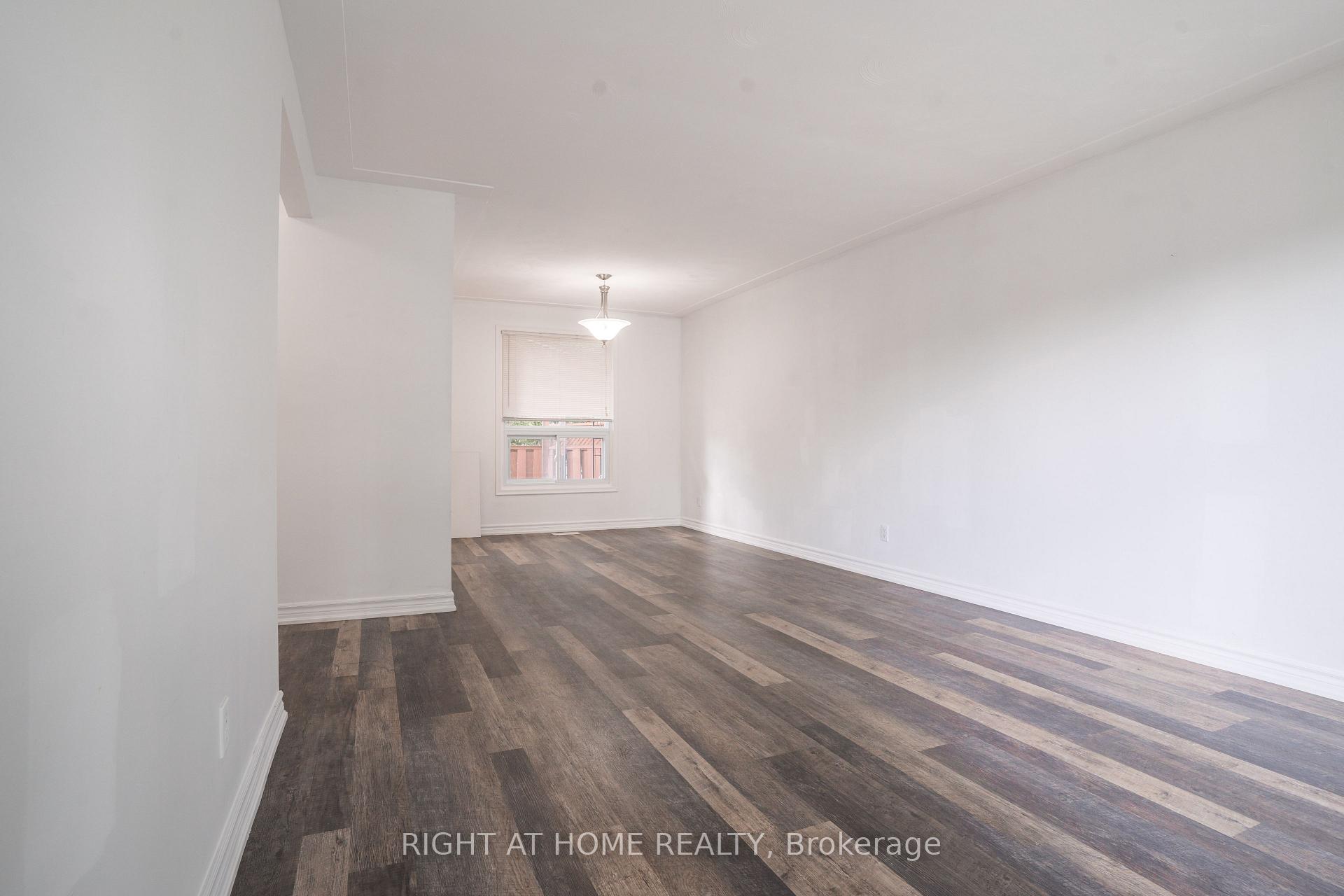 Photo 6 of Unit Upper, 695 Glen Forrest Boulevard, Waterloo, North Lakeshore — HOMEH