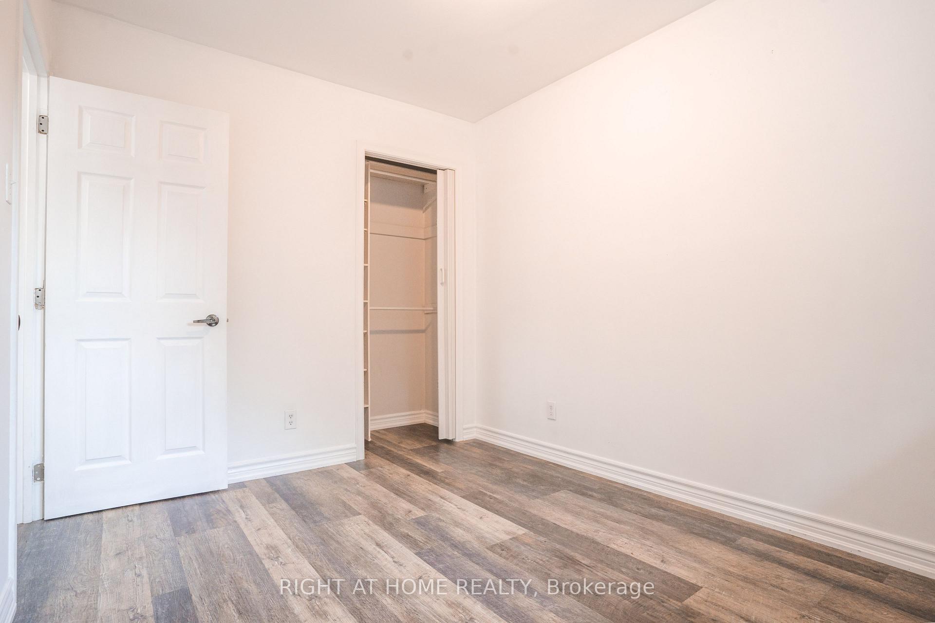 Photo 13 of Unit Upper, 695 Glen Forrest Boulevard, Waterloo, North Lakeshore — HOMEH