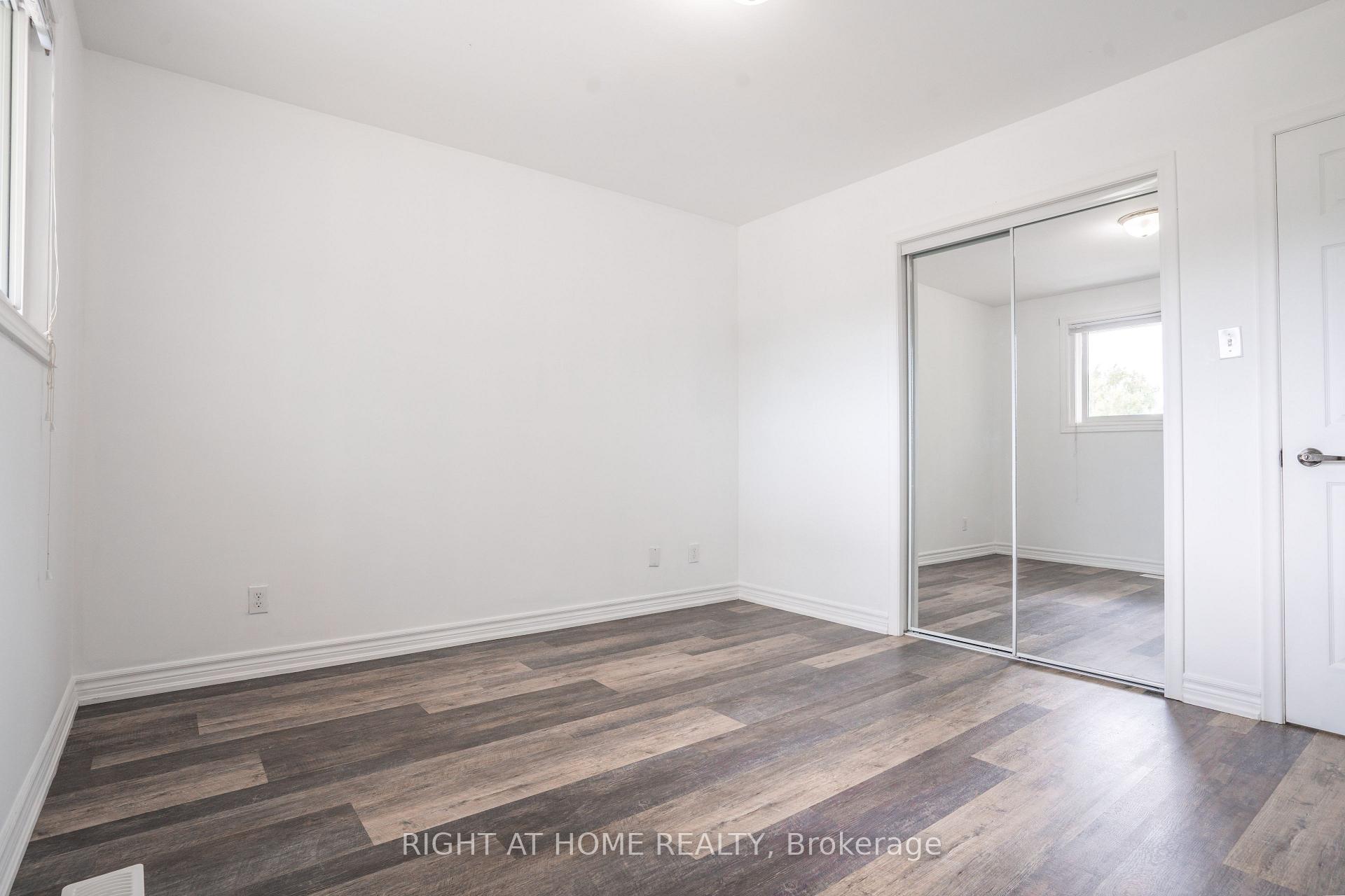 Photo 16 of Unit Upper, 695 Glen Forrest Boulevard, Waterloo, North Lakeshore — HOMEH