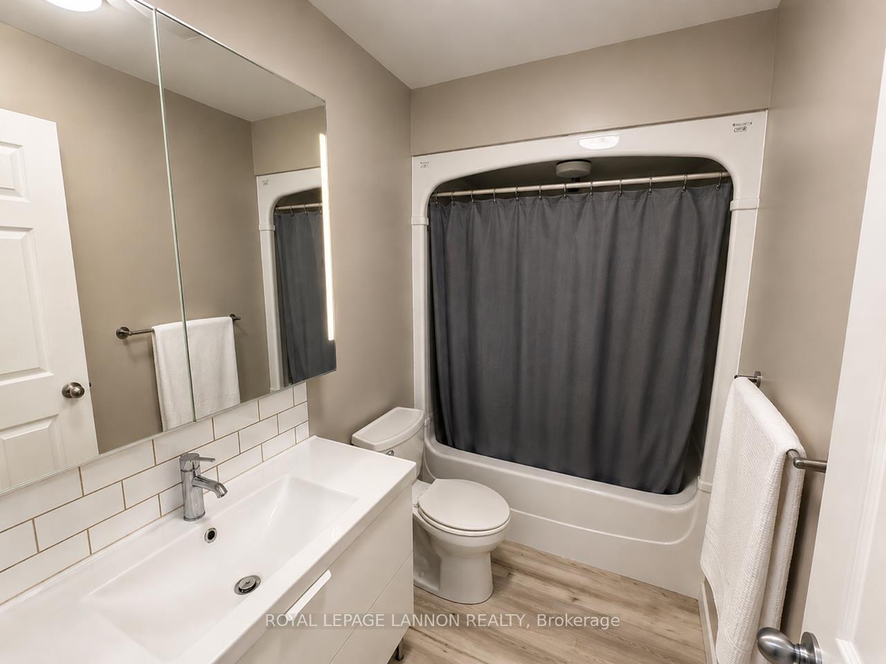 Photo 9 of 3135 Lloyd Street, Thunder Bay, Rosslyn Road — HOMEH