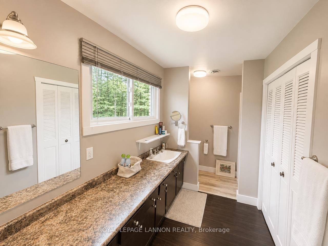 Photo 10 of 3135 Lloyd Street, Thunder Bay, Rosslyn Road — HOMEH