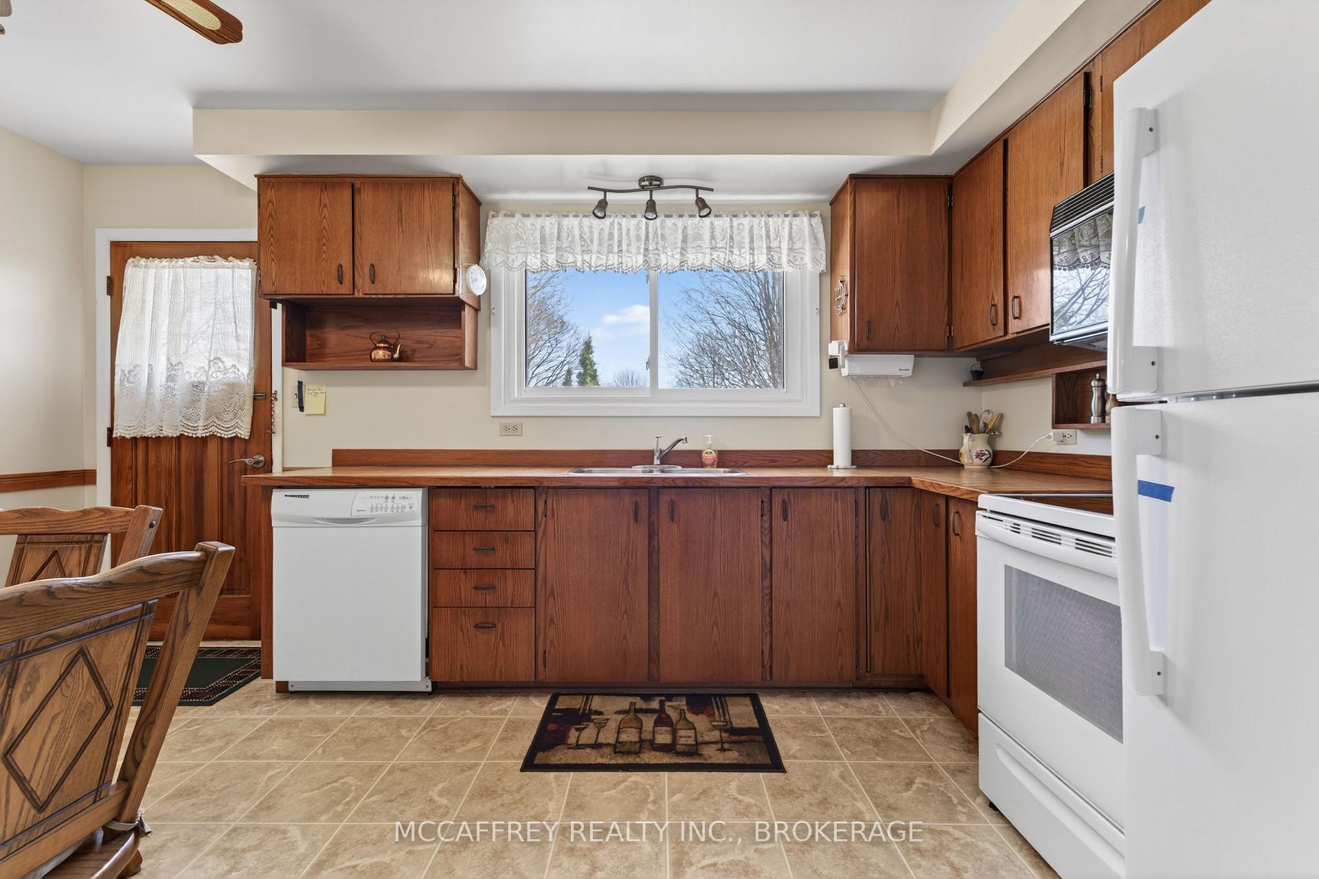 Photo 16 of 212 King Street, Greater Napanee, Greater Napanee — HOMEH
